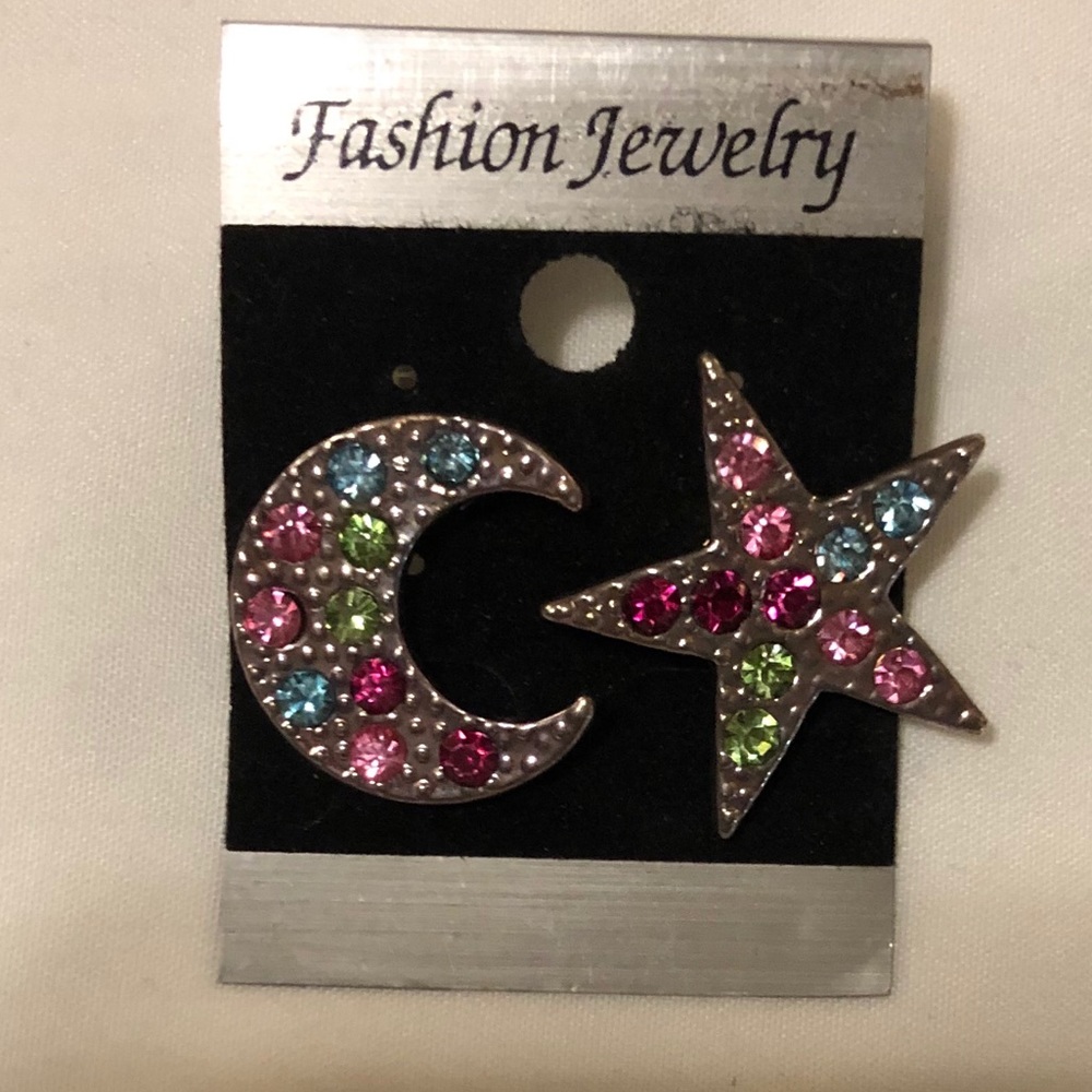 Jeweled moon star earrings! 🌙 ⭐️